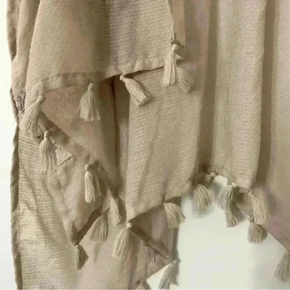 Vince Camuto Women's Neutral Sheer Tassel Kimono O/S